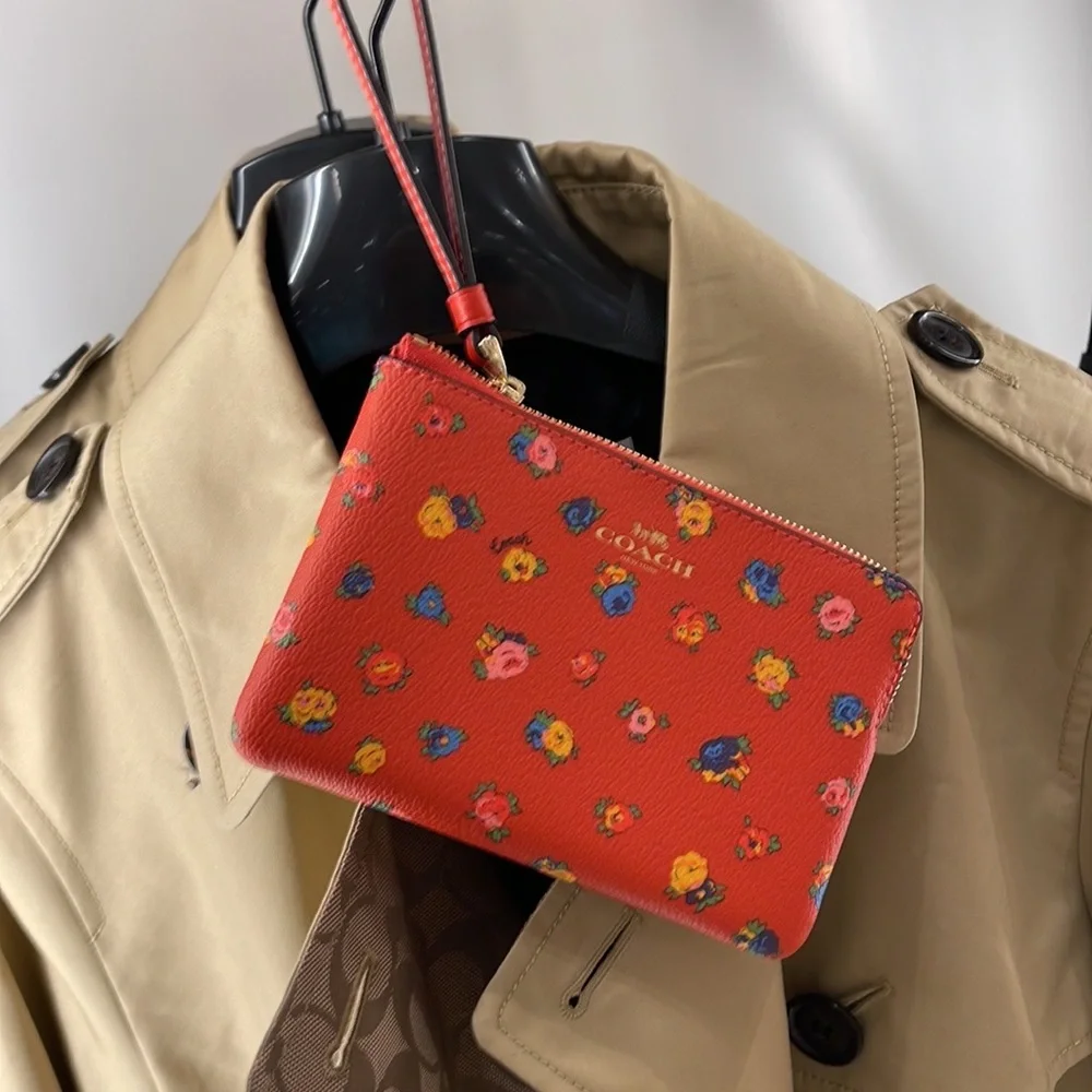 Coach Corner Zip Wristlet With Mini Vintage Rose Print IM/Miami Red Multi